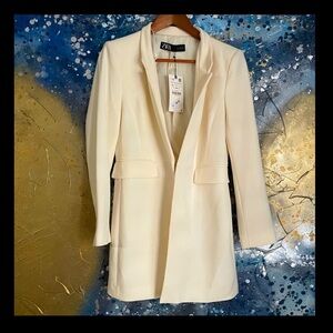 NWT Zara creme blazer Size ~ L